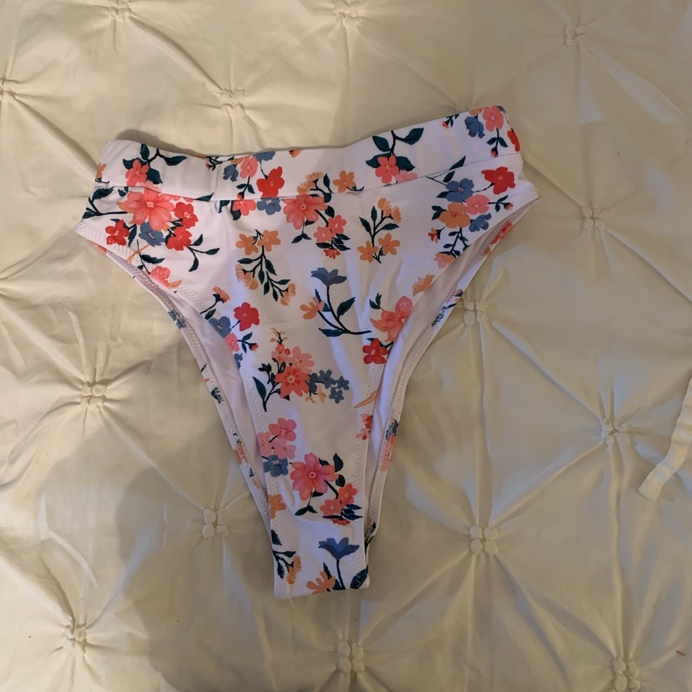 Bikini bottoms